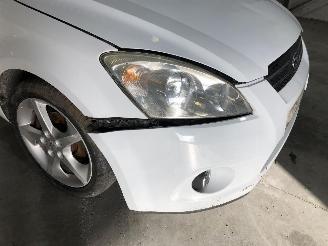 Kia Cee d 1.6 CRDI D4FB picture 20