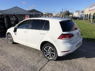 Schadeauto Volkswagen Golf 1.4 TSI 2017/12