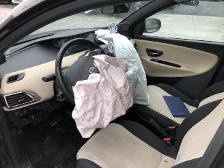 Lancia Ypsilon GOLD 0.9 AUTOMATIQUE picture 8