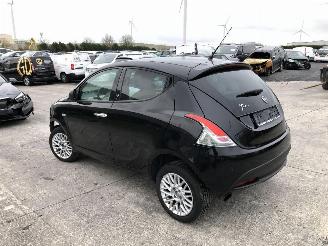 Lancia Ypsilon GOLD 0.9 AUTOMATIQUE picture 2