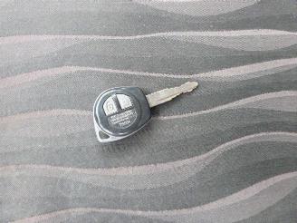 Nissan Pixo 1.0 picture 18