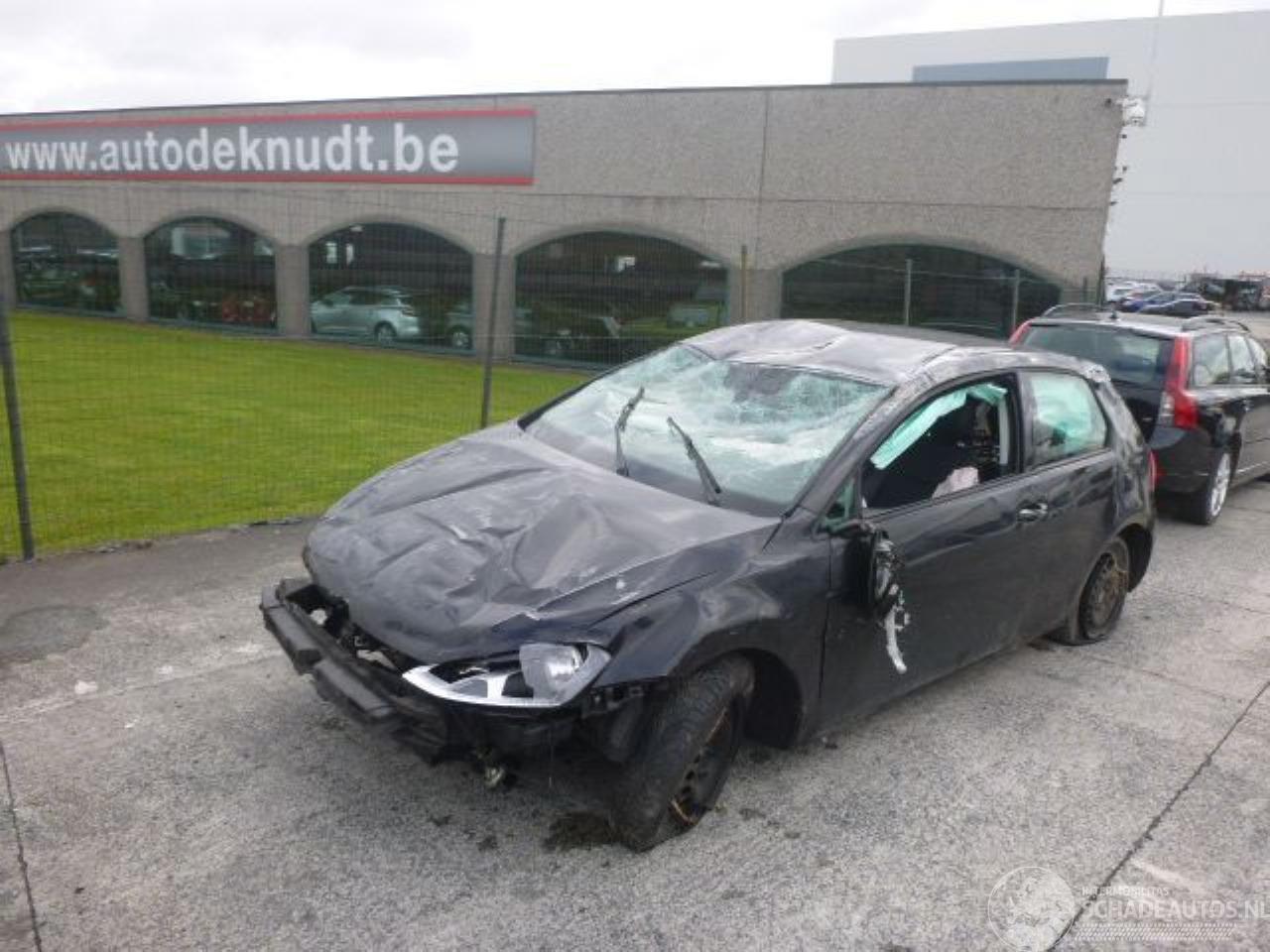 Volkswagen Golf 1.2 TSI   CJZA