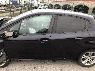 Peugeot 208 1.2 picture 7