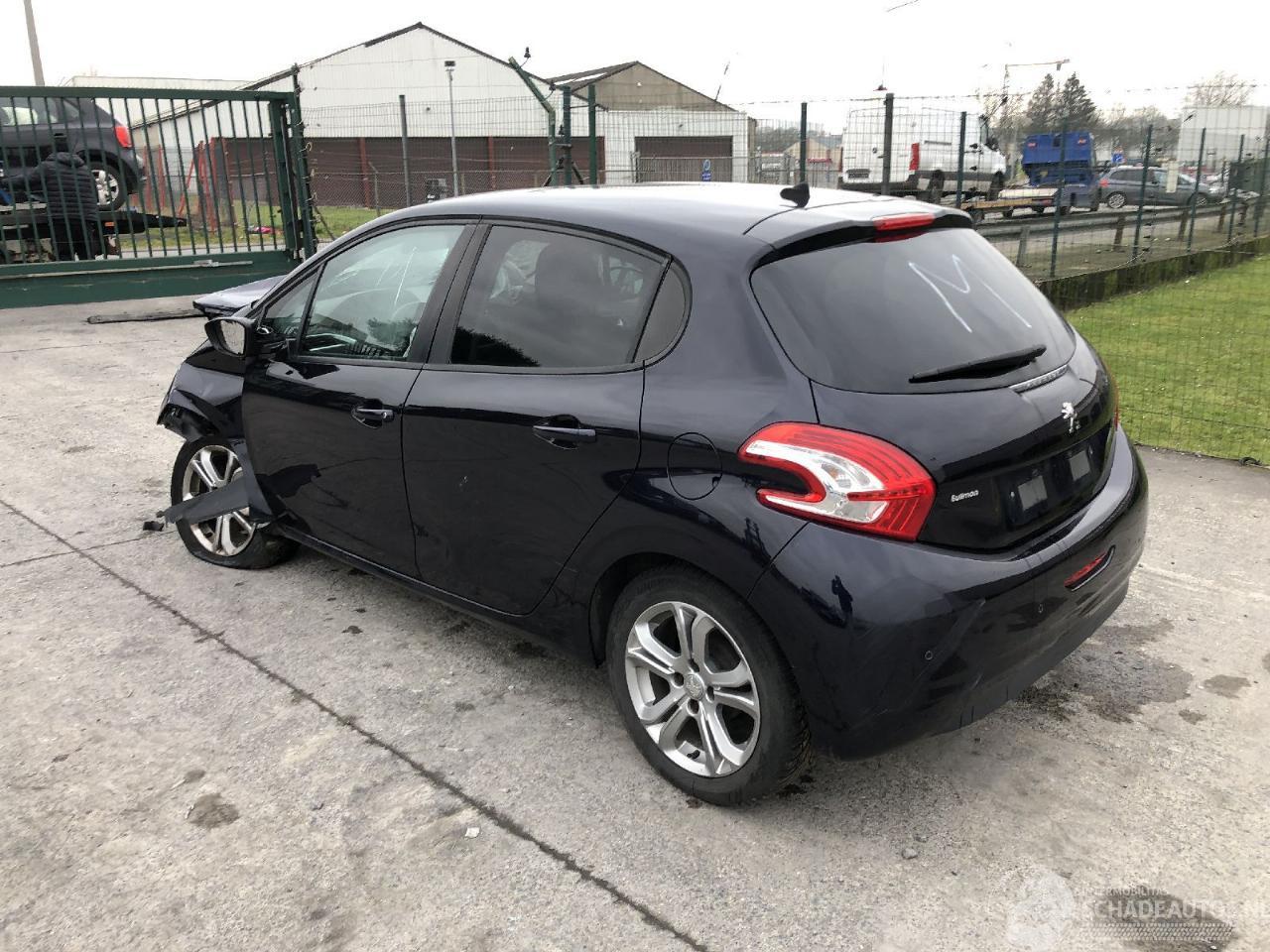 Peugeot 208 1.2