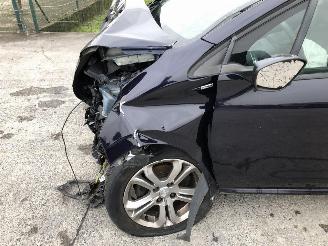 Peugeot 208 1.2 picture 20