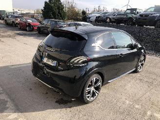 Vaurioauto  passenger cars Peugeot 208 1.6  GTI  TURBO 200 2014/1