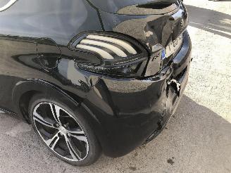 Peugeot 208 1.6  GTI  TURBO 200 picture 10