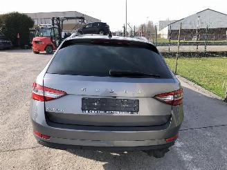 Skoda Superb 2.0 TDI  STYLE 7 DSG picture 22