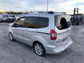 Ford Tourneo Courier 1.0 ECOBOOST picture 2