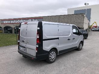 Schade bestelwagen Nissan NV300 2.0 DCI 2020/4