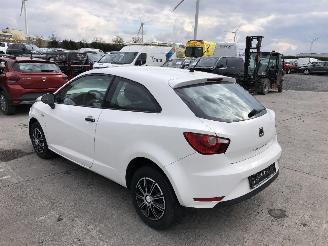 Seat Ibiza 1.2 TDI picture 2