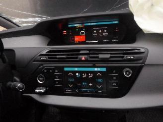 Citroën C4-picasso 1.2 TURBO AUTOMATIQU picture 28