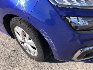 Citroën C4-picasso 1.2 TURBO AUTOMATIQU picture 19