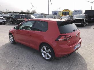 Volkswagen Golf 2.0  GTI   TSI picture 2