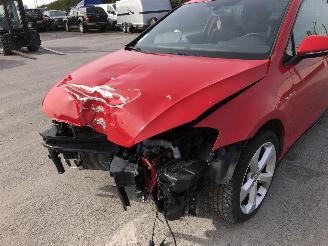 Volkswagen Golf 2.0  GTI   TSI picture 5