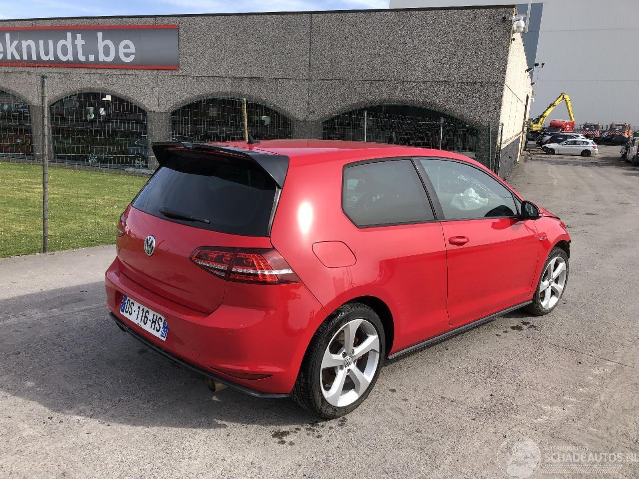 Volkswagen Golf 2.0  GTI   TSI