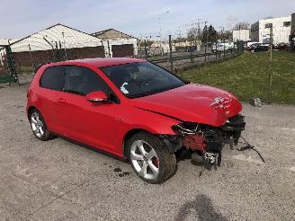 Volkswagen Golf 2.0  GTI   TSI picture 3