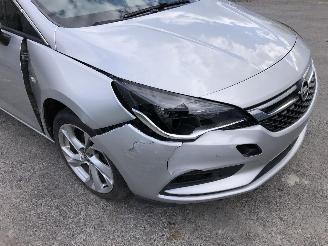 Opel Astra 1.0   INNOVATION picture 9