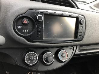 Toyota Yaris 1.0 picture 16