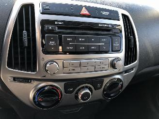 Hyundai I-20 1.2 picture 17