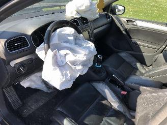 Volkswagen Golf 2.0 TFSI  R picture 12