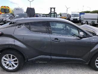 Toyota C-HR 1.8  HYBRID picture 11