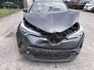 Toyota C-HR 1.8  HYBRID picture 8