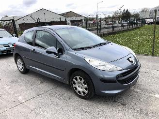 Damaged car Peugeot 207 1.4  KFV 2009/4