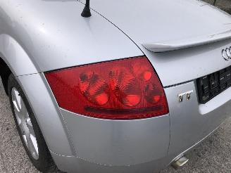 Audi TT ROADSTER 180 picture 12