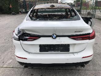 BMW 2-serie 218D picture 2