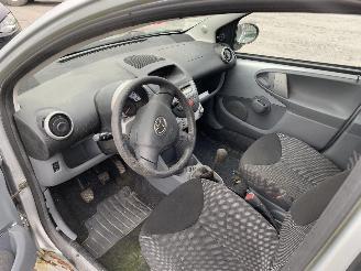 Toyota Aygo 1.0 picture 6