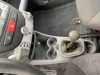 Toyota Aygo 1.0 picture 9