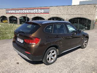 Vaurioauto  passenger cars BMW X1 2.0 D 2011/12