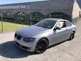 Damaged car BMW 3-serie N52B25A 1901/1