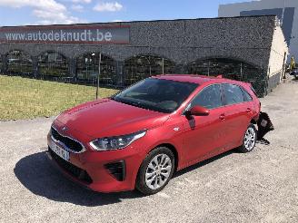 Auto incidentate Kia Cee d 1.0 2020/3