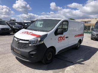 dañado vehículos comerciales Opel Vivaro 1.6 CDTI 2017/10