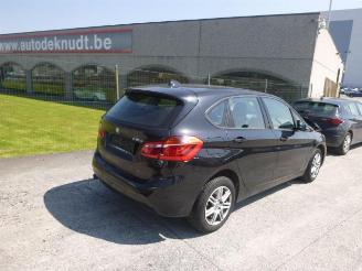 Damaged car BMW 2-serie ADVANTAGE 2017/8