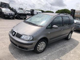 Seat Alhambra 1.9 TDI picture 3
