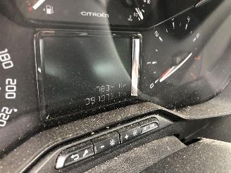 Citroën C3 1.2 picture 15