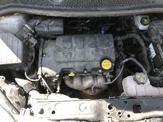 Opel Adam 1.4 picture 17