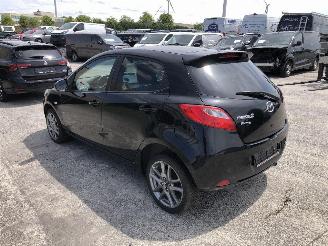 Mazda 2 1.3 picture 2