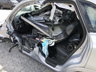 Audi Q3 2.0 TDI  S-TRONIC picture 21