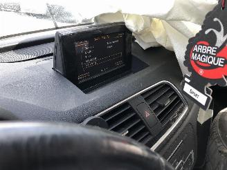 Audi Q3 2.0 TDI  S-TRONIC picture 16