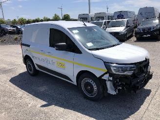 škoda dodávky Renault Kangoo 1.3 TURBO AUTOMATIQU 2024/5