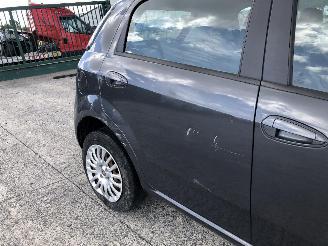 Fiat Punto 1.2 picture 12