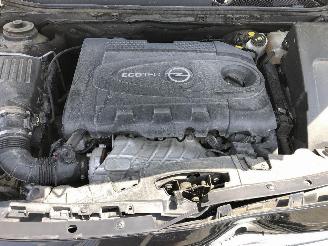 Opel Insignia SPORTS TOURER 2.0CDT picture 17