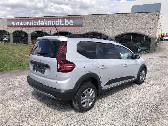 Voiture accidenté Dacia Jogger COMFORT 1.0 TURBO 2022/7