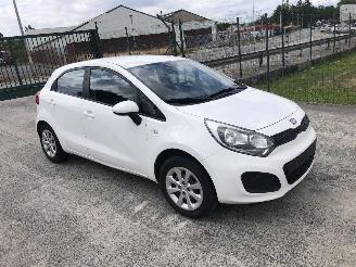 Coche accidentado Kia Rio LOUNGE  1.2 2012/1
