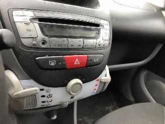 Toyota Aygo 1.0 I picture 9