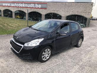 Peugeot 208 LIKE 1.2 picture 3